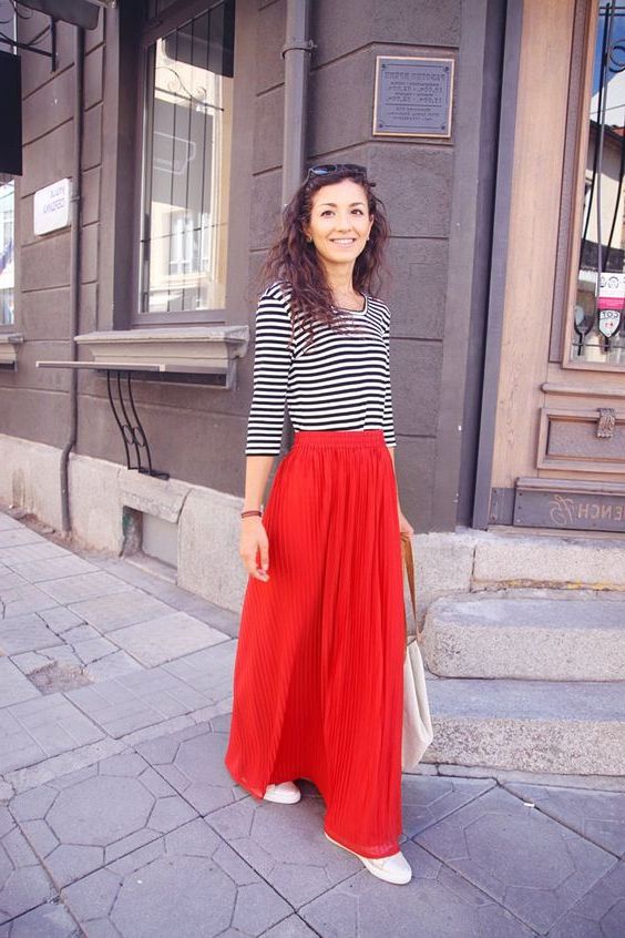 red maxi skirt outfit