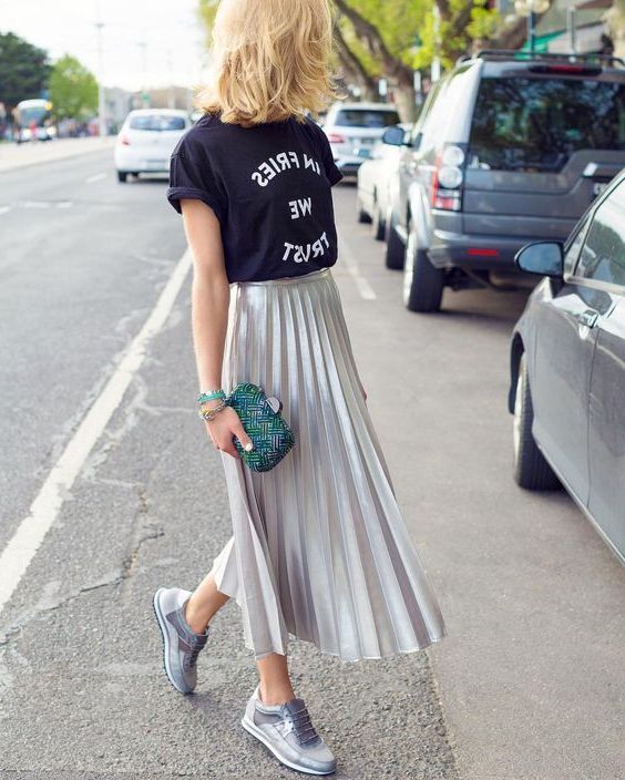 Silver pleated shop skirt sneakers