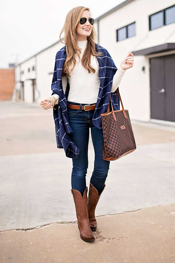 How To Wear Cowboy Boots For Women My Favorite Street Style Looks 2023