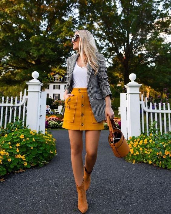 Shoes To Wear With Mini Skirt: 56 Inspiring Outfit Ideas 2023