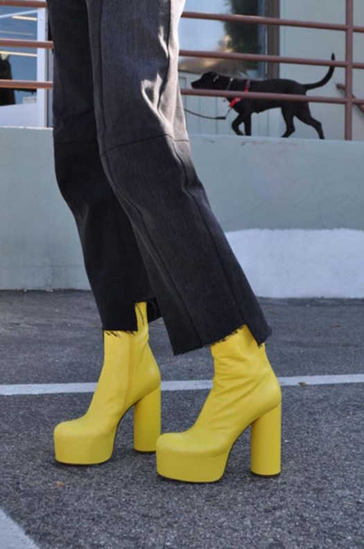 Platform Boots Outfit: Easy Street Style Guide For Women 2023 ...