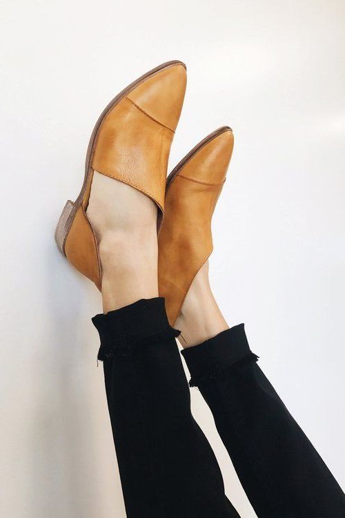 What Office Shoes For Women Are The Best To Wear 2023