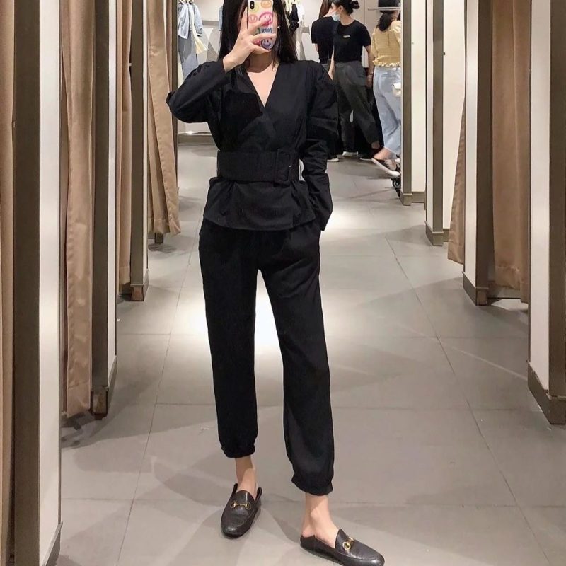 What Other Shoes To Wear With Women Pantsuits 2023