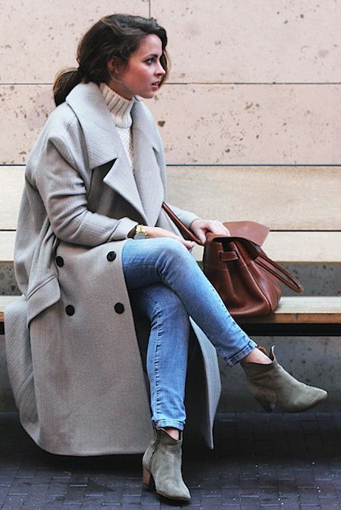 How To Wear Ankle Boots: Easy Street Style Guide 2023