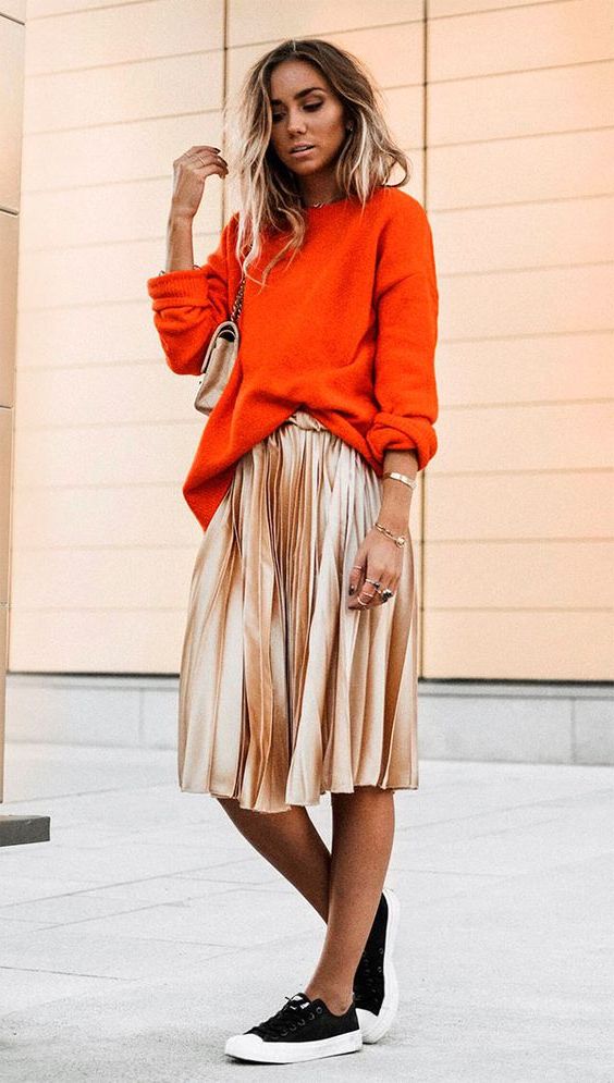 Orange Outfits For Women: Easy Ways To Do It Right 2023