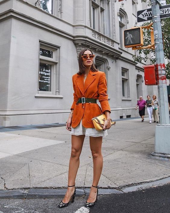 Orange Outfits For Women: Easy Ways To Do It Right 2023