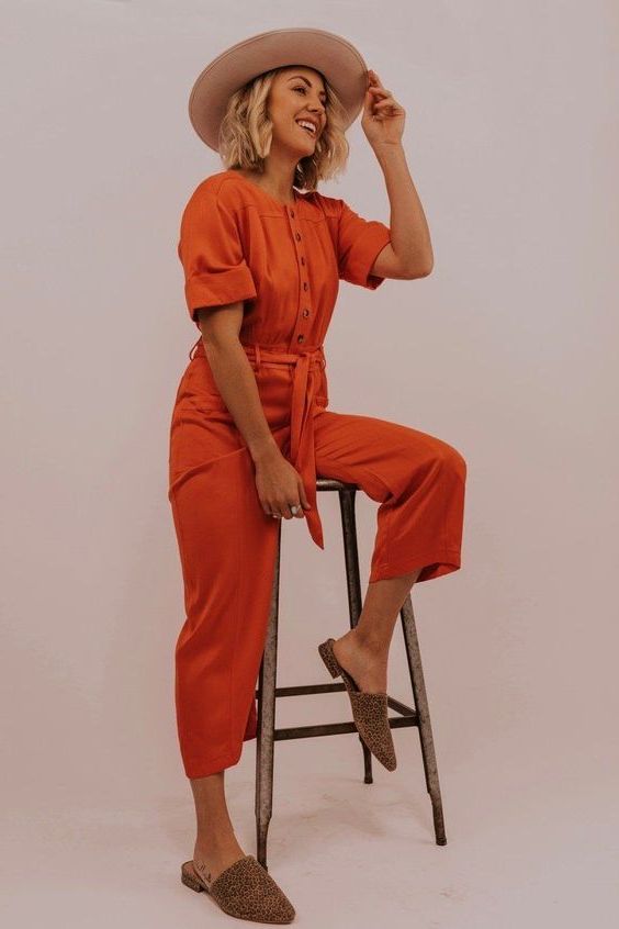 Orange Outfits For Women: Easy Ways To Do It Right 2023