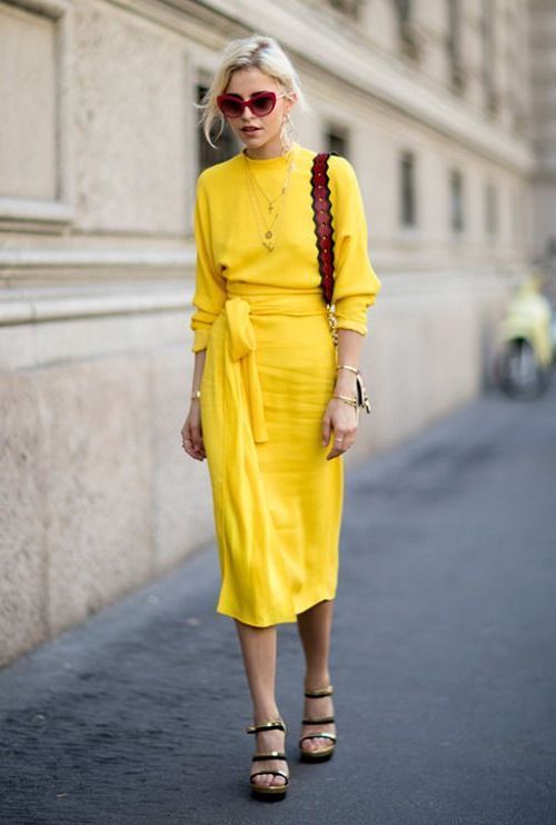 What Shoes To Wear With Yellow Outfits 2023