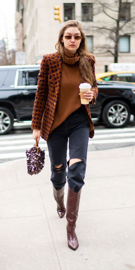 Black Pants Brown Boots Women's Style Guide 2023