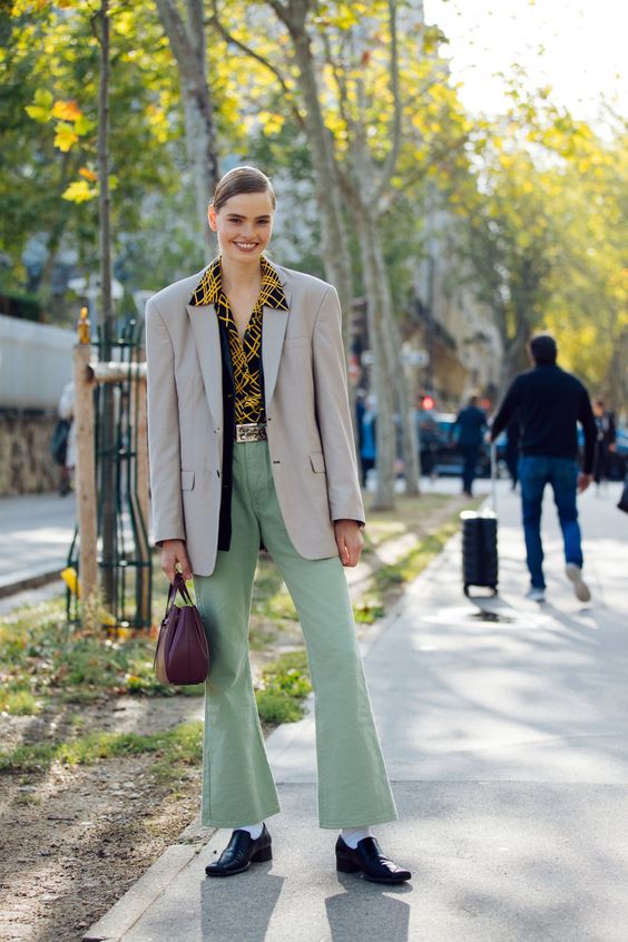 Can I Wear Loafers With A Suit 2023