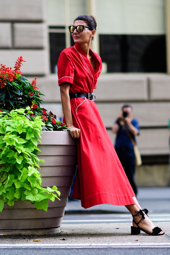 What Color Shoes Should I Wear With A Red Dress 2022 | ShoesOutfitIdeas.com