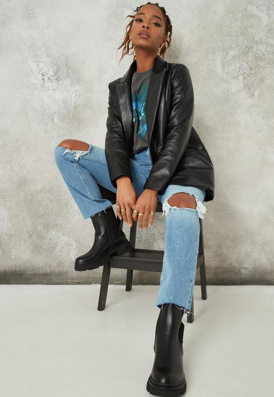 How To Wear Biker Boots and Mom Jeans: Inspiring Street Looks 2023