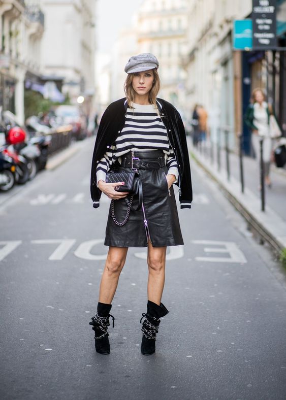 Biker Boots With Chains: Style Guide And Tips On How To Wear 2023