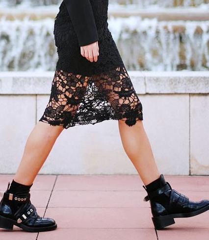 Biker Boots With Chains: Style Guide And Tips On How To Wear 2022
