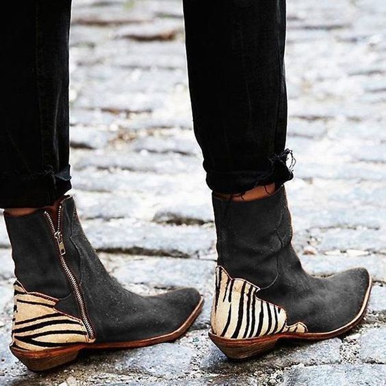 Flat Ankle Boots With Zip: Incredible Looks For Women 2023