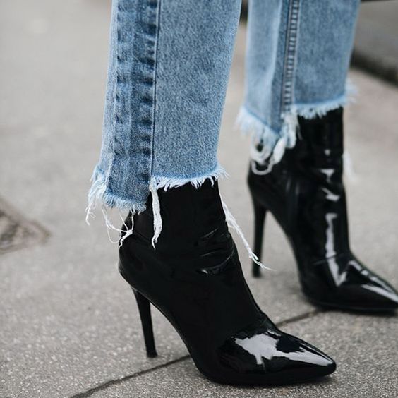 Can I Wear High Heel Ankle Boots with Jeans 2022