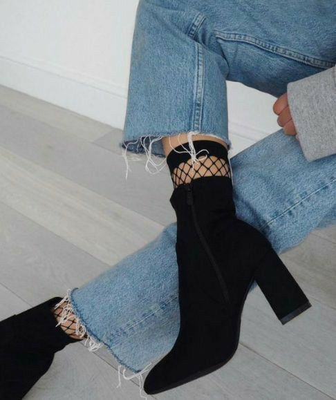 Can I Wear High Heel Ankle Boots with Jeans 2023