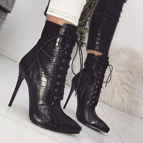 High Heel Ankle Boots With Laces Outfits For Ladies 2023