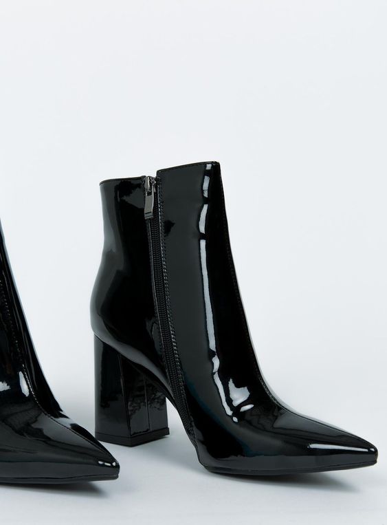 Can I Wear High Heel Ankle Boots With Zip 2023