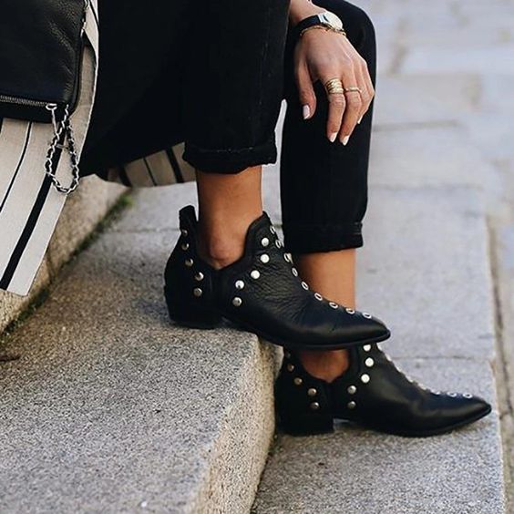 Flat Ankle Boots With Studs: Punk Rock Trendy Styles 2023