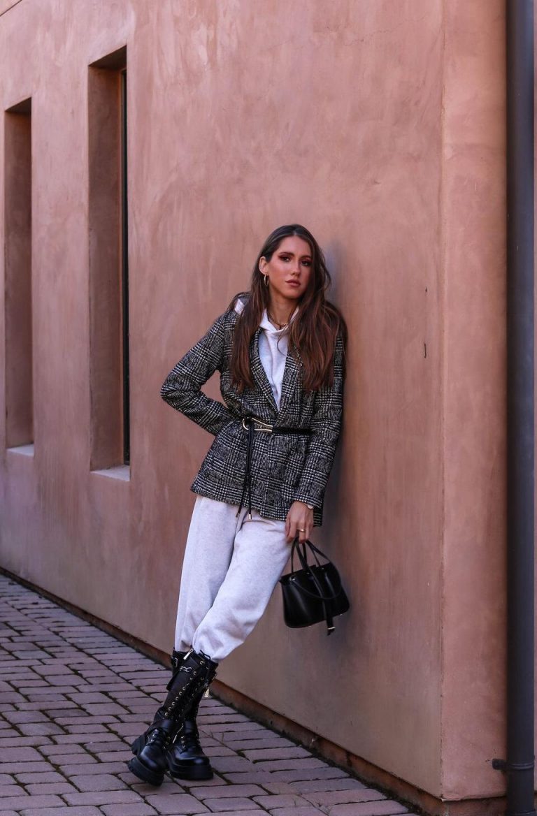 Joggers With Boots 26 Incredible Outfit Ideas For Women 2023