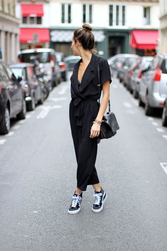 How To Wear A Jumpsuit With Sneakers 2023