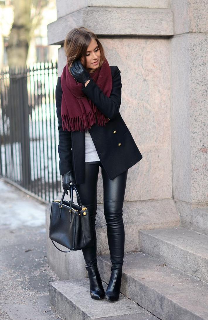 20 Comfy Outfits With Fur Scarves - Styleoholic