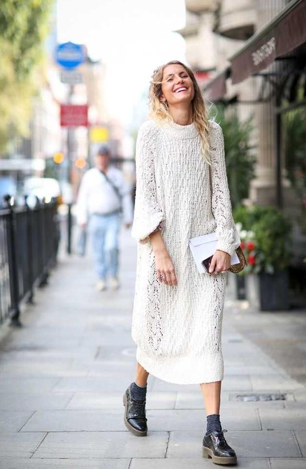 Can I Wear Boots With A Maxi Dress: Easy Guide 2022