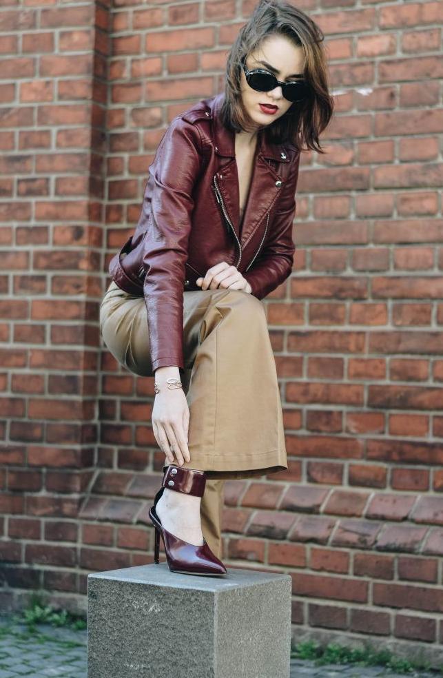 brown pumps outfit