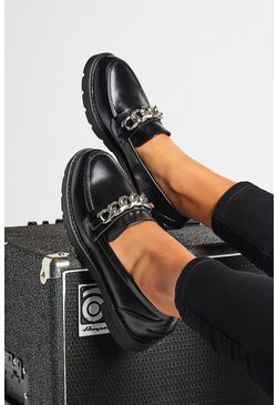 How To Wear Chain Loafers 2023