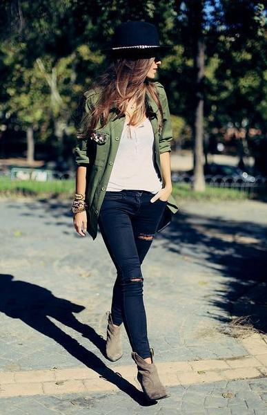 How To Wear Flat Ankle Boots With Jeans 2023