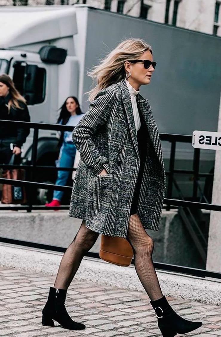 How To Wear Flat Ankle Boots to Work 2022