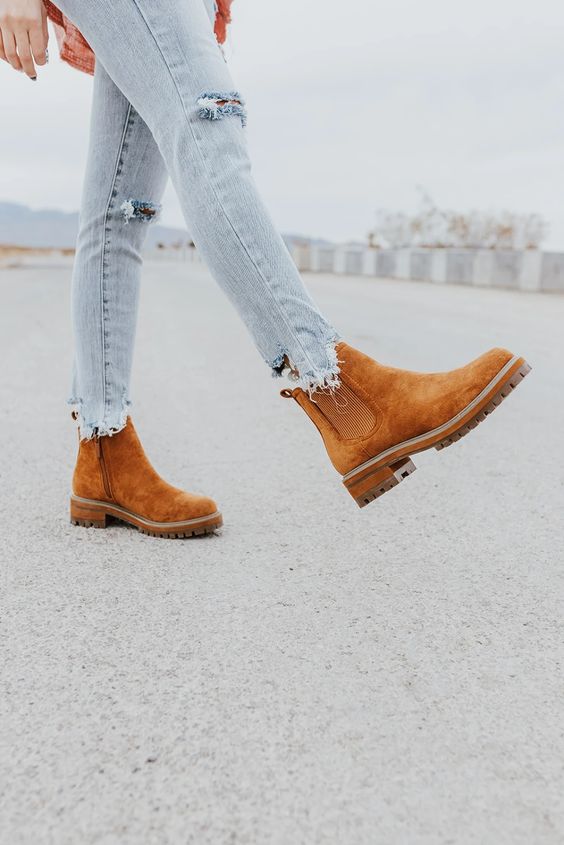 How To Wear Tan Flat Ankle Boots 2023 | ShoesOutfitIdeas.com