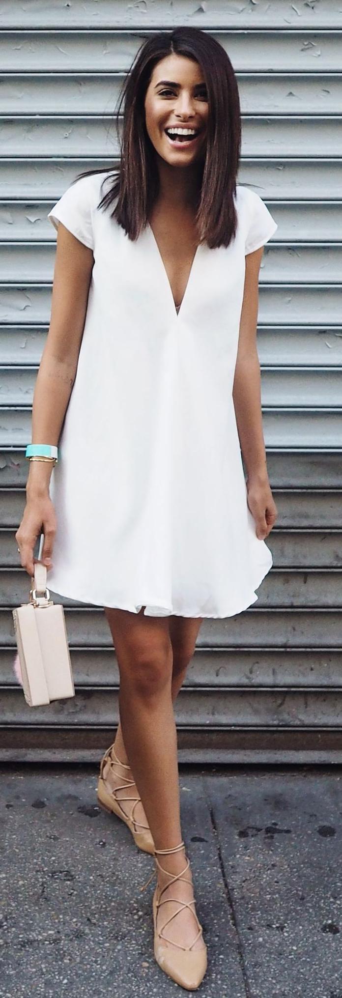 What shoe color goes best with a white dress? 2023