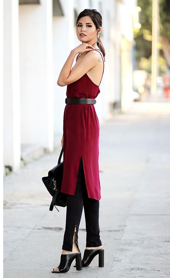 What Color Shoes Go With Maroon Dress 2023