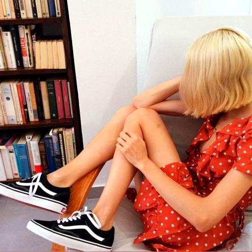 How To Wear Vans Sneakers In Spring: Best Outfit Ideas For Ladies 2023