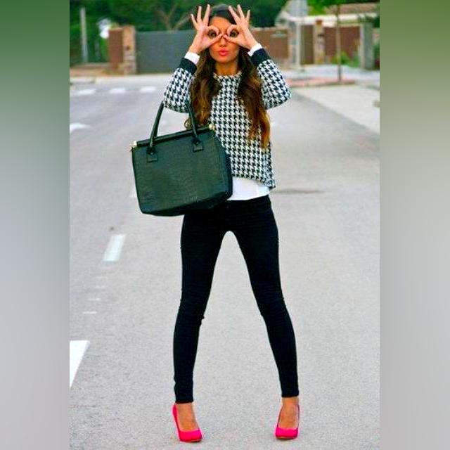 Pink Shoes Best Outfits For Women 2023