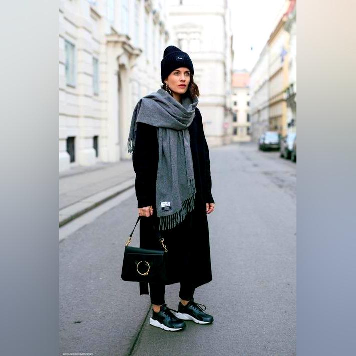 Stylish Ways To Wear Trainers In Winter 2023