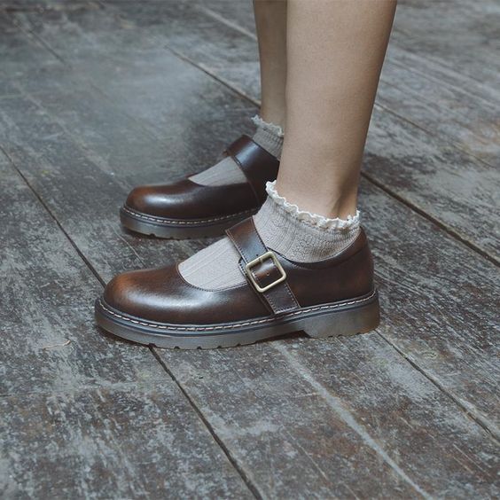 What Color Socks To Wear With Brown Shoes 2023 | ShoesOutfitIdeas.com