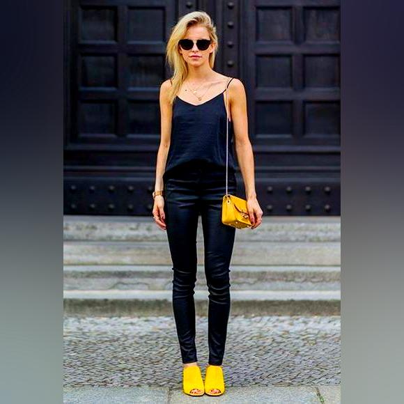 What to Wear with Yellow Shoes To Look Fabulous 2023