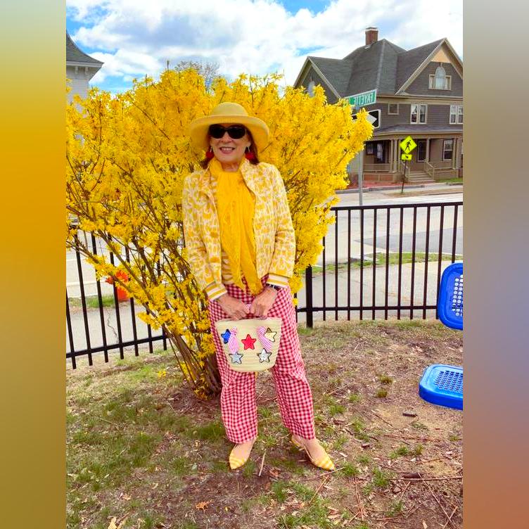 What to Wear with Yellow Shoes To Look Fabulous 2023