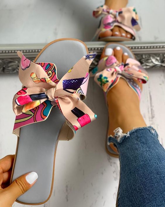 Floral Sandals Outfit Ideas 2023