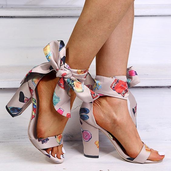 Floral Sandals Outfit Ideas 2023