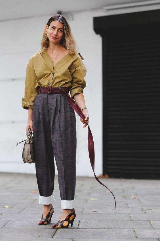 What Shoes To Wear With Grey Pants Female Outfit Ideas 2023