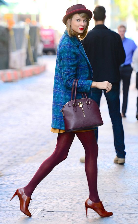 What to Wear With Burgundy Shoes 2023