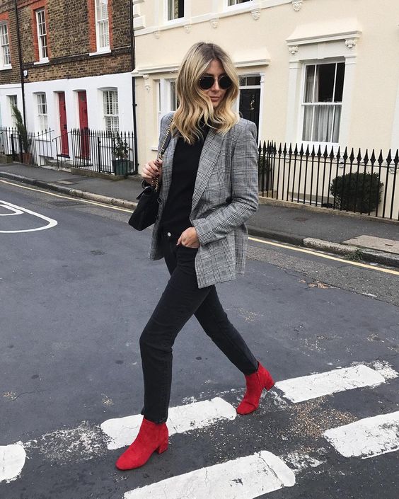 When To Wear Women's Suede Shoes: Beginner's Guide 2023