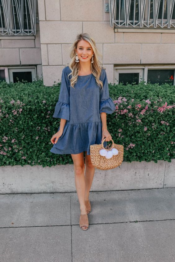 What Shoes To Wear With Denim Dress 2023