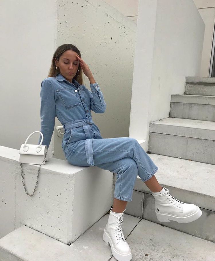 What Shoes to Wear With A Jumpsuit: From Formal To Casual 2023